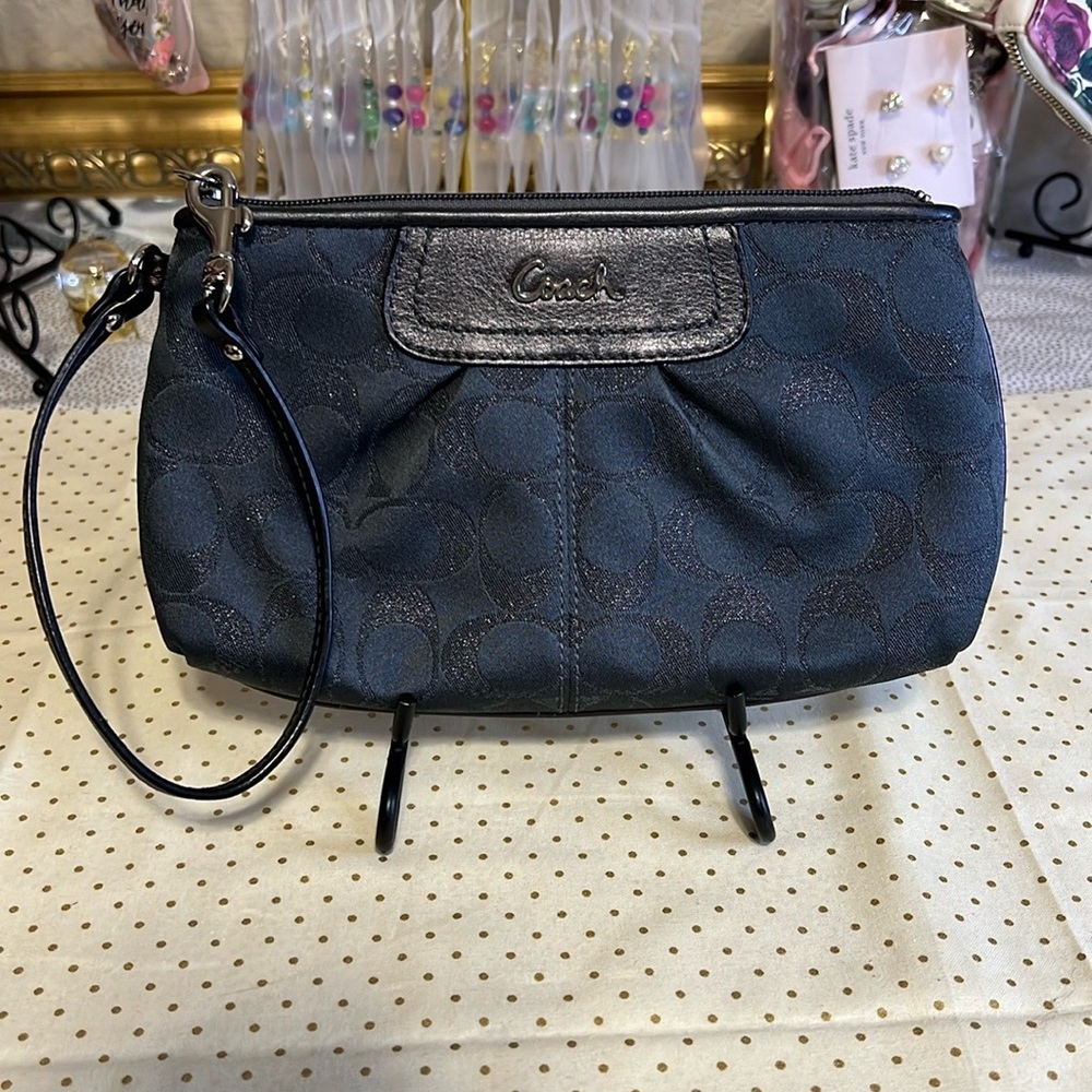 COACH Large wristlet with signature monogram design